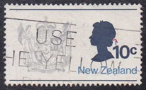 New Zealand # 449 (1970) Coat of Arms - Sgl, Used