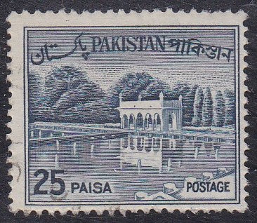 Pakistan # 136a (1963) Shalimar Gardens - Sgl, Used