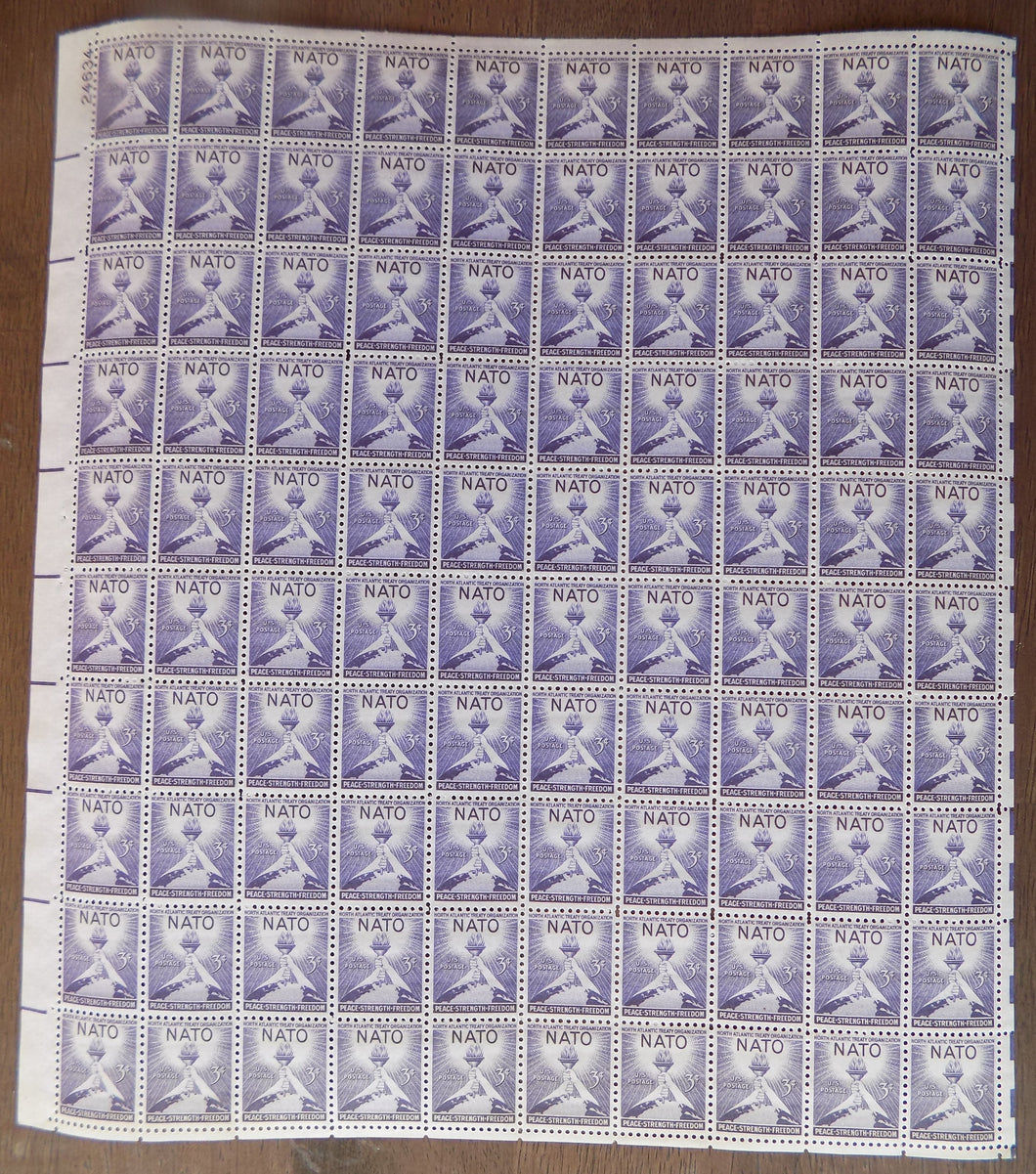# 1008 (1952) NATO - Pane, MNH