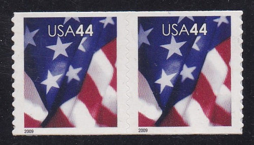 # 4392 (2009) Flag, Die Cut 11 - Coil pr, XF MNH
